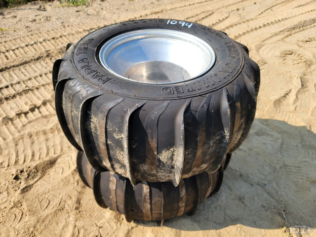 Sand tires